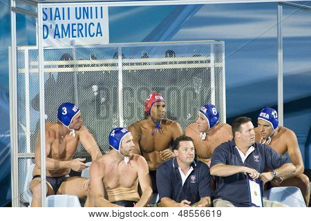 30 Temmuz 2009; Roma İtalya; ABD takım subs tezgah ABD ve İspanya arasındaki yarı final maç sırasında 