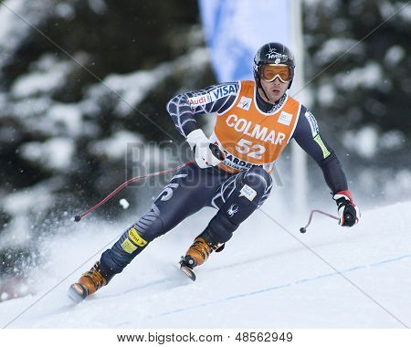 VAL GARDENA, Italien 16 December 2009. Jeremy Transue (USA) samtidig konkurrerer i Audi FIS Alpine Ski