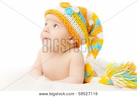 Newborn portrait in woolen cap