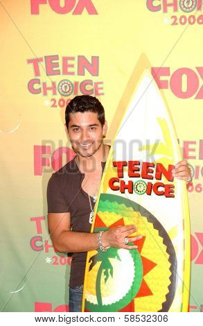 UNIVERSAL CITY - AUGUST 20: Wilmer Valderrama at the 2006 Teen Choice Awards - Press Room at Gibson Amphitheatre on August 20, 2006 in Universal City, CA.