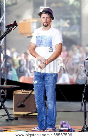 NEW YORK-JUL 18: Recording artist Jason Mraz performs in concert at NBC's 'Today Show' at Rockefeller Plaza on July 18, 2014 in New York City.