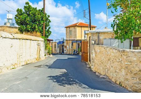 Neo Chorio Village
