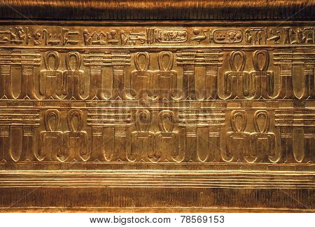 Objects From The Thomb Of Tutankhamen