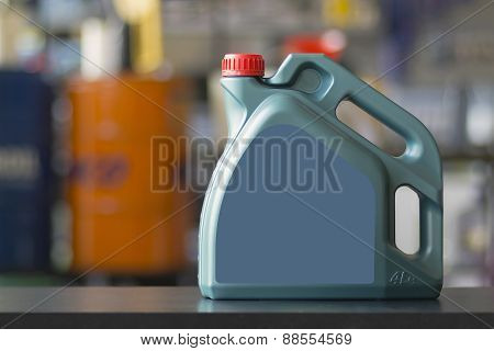 Engine Oil Canister With Blank Label