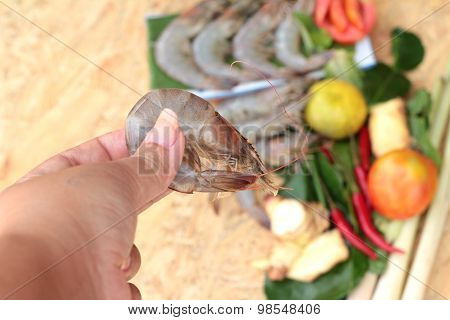 Shrimp and lemon chilli lemon grass kaffir lime leaves for soup spicy
