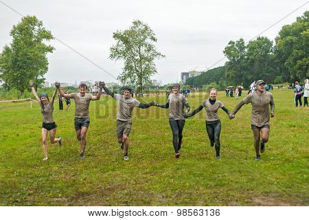 One of teams finishes in cross-country race.Tyumen