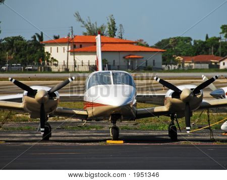Aereo a turboelica di piccole