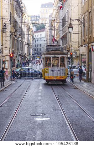 Sightseeing in Lisbon - the historic district - Lisbon 2017
