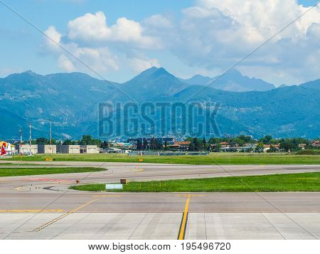 Bergamo Orio Al Serio Airport Runway Hdr