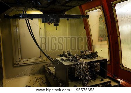 Inside CNC machining Center machine cutting part in Jig with coolant;milling machine high accuracy high speed Automatic control