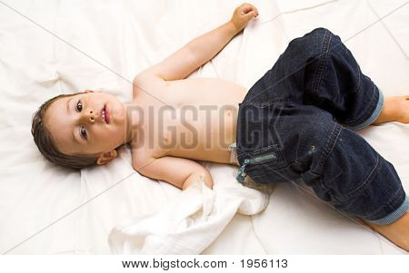 Bébé pose
