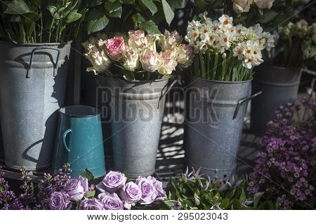 Bouquets Of Cream Rose For Sale At Liberty's Store In London