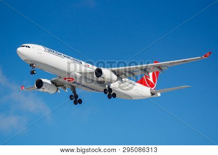 Moscow, Russia - March 26, 2019: Aircraft Airbus A330-343 Tc-loe Of Turkish Airlines Against Blue Sk