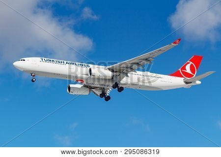 Moscow, Russia - March 26, 2019: Aircraft Airbus A330-343 Tc-loe Of Turkish Airlines Against Blue Sk