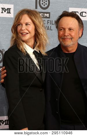 LOS ANGELES - APR 11:  Meg Ryan, Billy Crystal at the 30th Anniversary Screening Of 