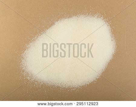 Dry Gelatine Powder And Granules Used As A Gelling Agent