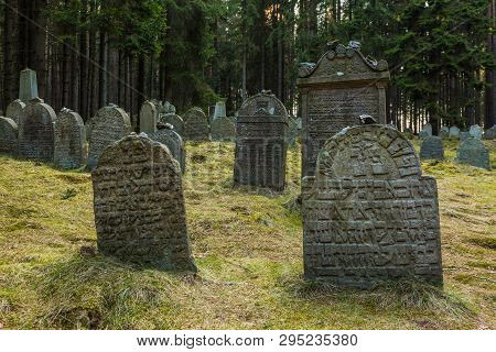 Pansky Vrch, Czech Republic / Europe - April 1 2019: Grey Tombstones With Hebrew Letters On An Old J