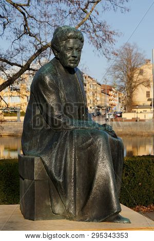 Karlstad, Sweden - April 11, 2019: Statue Of The Swedish Author And Nobel Laureate In Literature Sel