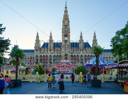 Vienna, Austria - September 17, 2018: Traveling Circus Roncalli Near Building Of Vienna City Hall, A
