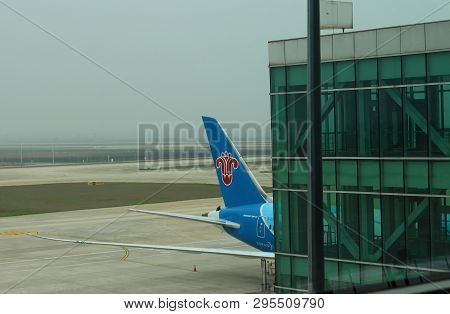 Wuhan, China - Mart 29, 2019: Boeing 787-b Of China Southern At The Wuhan Tianhe International Airpo