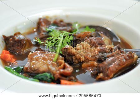 Stew ,pork Stewed Or Pork Stewed In Gravy