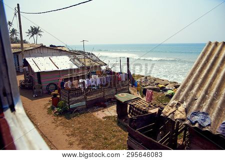 Colombo, Sri Lanka - January 15, 2017: Old Poor Slums On The Ocean. Near The Capital Of The Country
