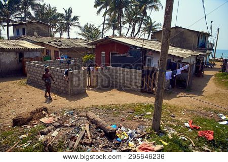 Colombo, Sri Lanka - January 15, 2017: Old Poor Slums On The Ocean. Near The Capital Of The Country