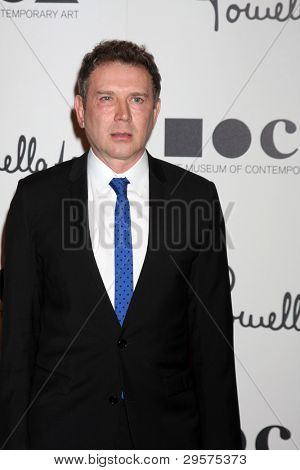 LOS ANGELES - 30 JAN: Eugene Sadovoy arrive à l'ouverture de Boutique Pomellato Pomellato boutique