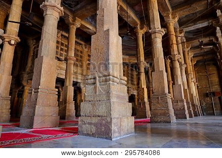 Jama Masijd Mosque In Makaraba, Ahmedabad In The Indian State Of Gujarat