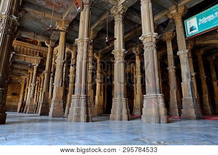 Jama Masijd Mosque In Makaraba, Ahmedabad In The Indian State Of Gujarat