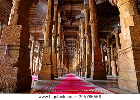 Jama Masijd Mosque In Makaraba, Ahmedabad In The Indian State Of Gujarat