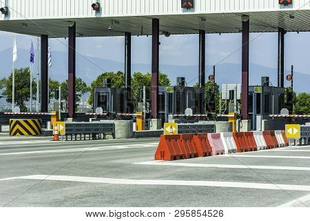 Empty Pay Toll Check Point - Toll Booths At Highway