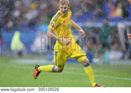 Lyon, France - June 16, 2016: Viktor Kovalenko Of Ukraine Runs During The Uefa Euro 2016 Game Agains