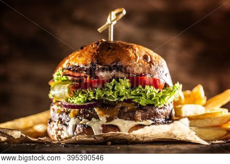 Classic Beef Burger With Cheese Cheddar Bacon Wegetable And French Fries