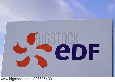 Bordeaux , Aquitaine / France - 11 11 2020 : Edf Logo And Text Sign On Building Office Of French Mul