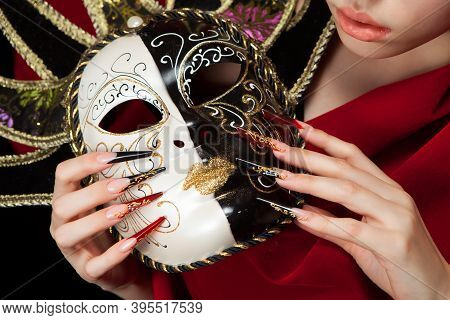 Fashionable Stilettos Nails Design With Venetian Buffoon Mask