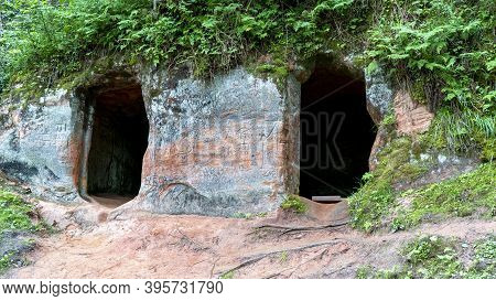 Anfabrika Rocks And Cellars In Ligatne Town An Old Floodgate Dam. Ancient Sandstone Caves And Ancien