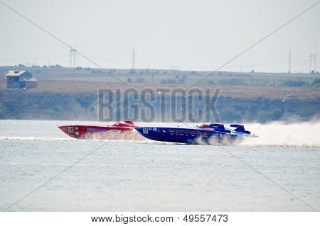 MAMAIA, Rumænien - AUGUST 28: Båd Welmax af UGLAND OFFSHORE RACING TEAM på officielle praksis under 