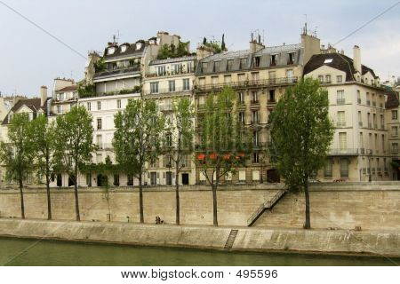 Paris am Fluss
