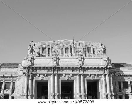 Stazione Centrale, Milan