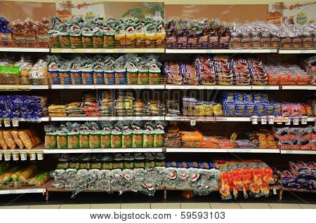 SINGAPORE-APRIL 25: Various brands of breads are being sold in the supermarket on April 25, 2014