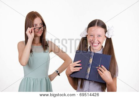 Pupil refuses to listen to the teacher