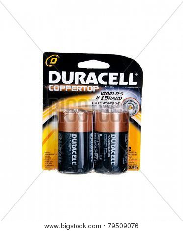 Hayward, CA - January 5, 2015: Packet with a pair of Duracell CopperTop 