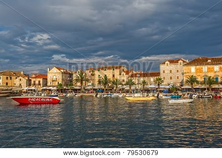 Supetar port