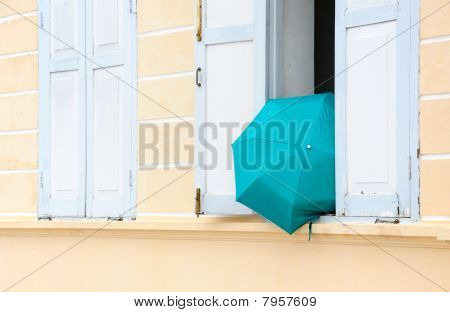 die green umbrella