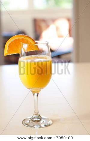 Un verre de jus d'orange