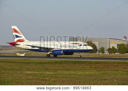 Frankfurt Airport - Airbus A319 Of British Airways Takes Off