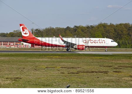 Frankfurt Airport - Airberlin Takes Off