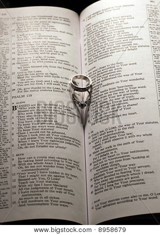 Snubní prsteny s srdeční stín