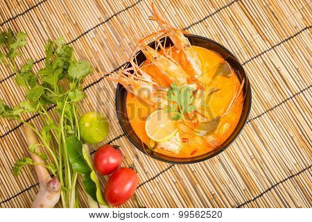 Tom Yum Goong, Thai Hot Spicy Soup Shrimp